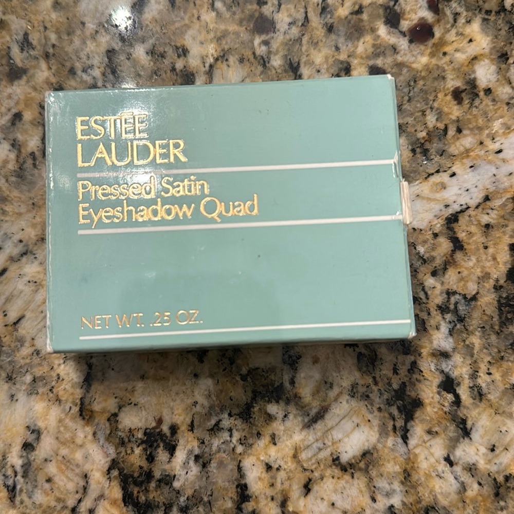 Estée Lauder Pressed Satin Eyeshadow quad